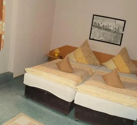 Andernacher Hof Pensjonat 3*